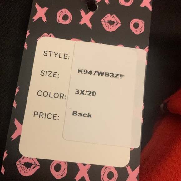 Unique Vintage x Betty Boop Collab Capri pant Black - Picture 3 of 9